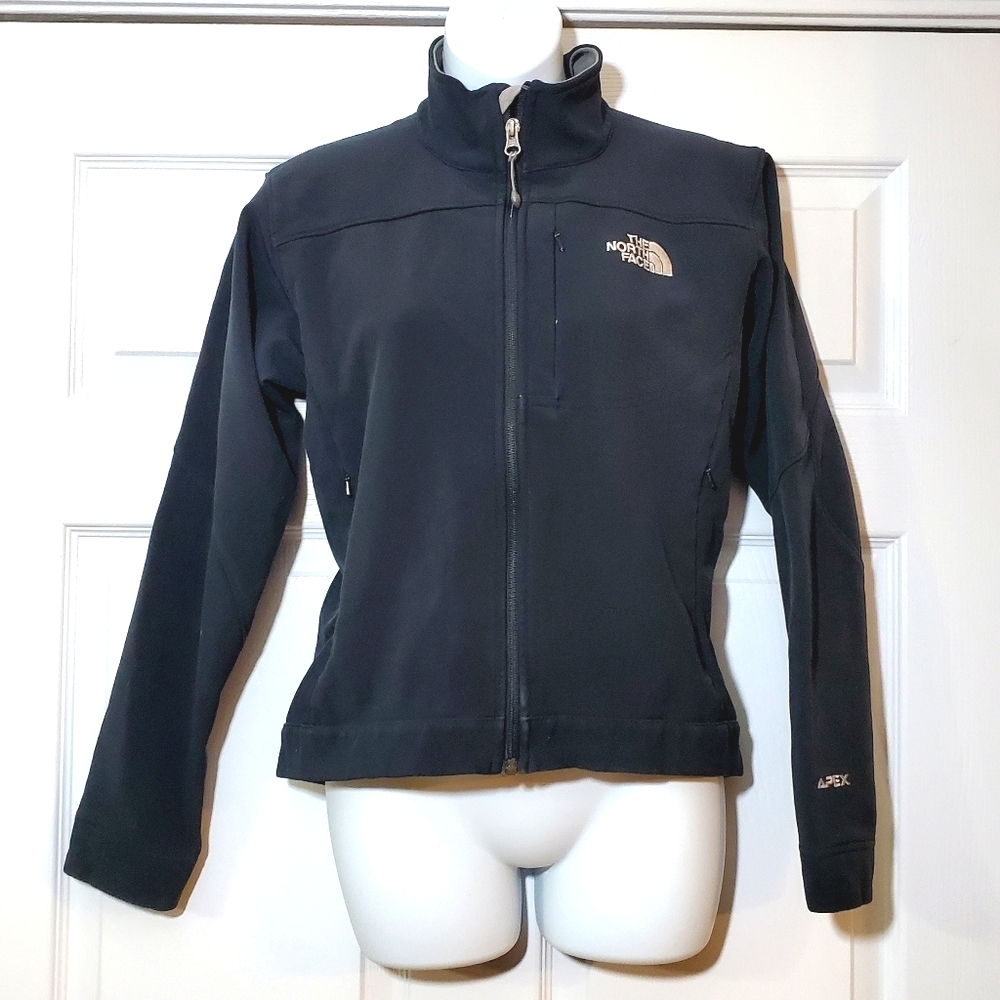 OFFERS WELCOME The North Face Apex jacket